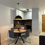 River House - Swietego Ducha 6